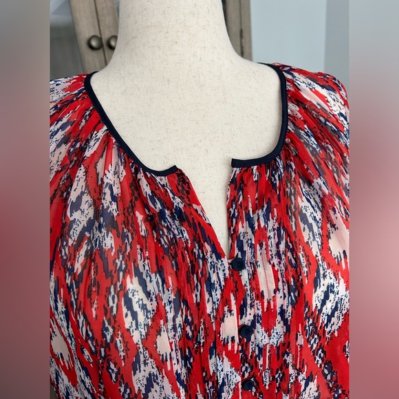 Daniel Rainn red Batik print button front top-2x - Picture 2 of 6